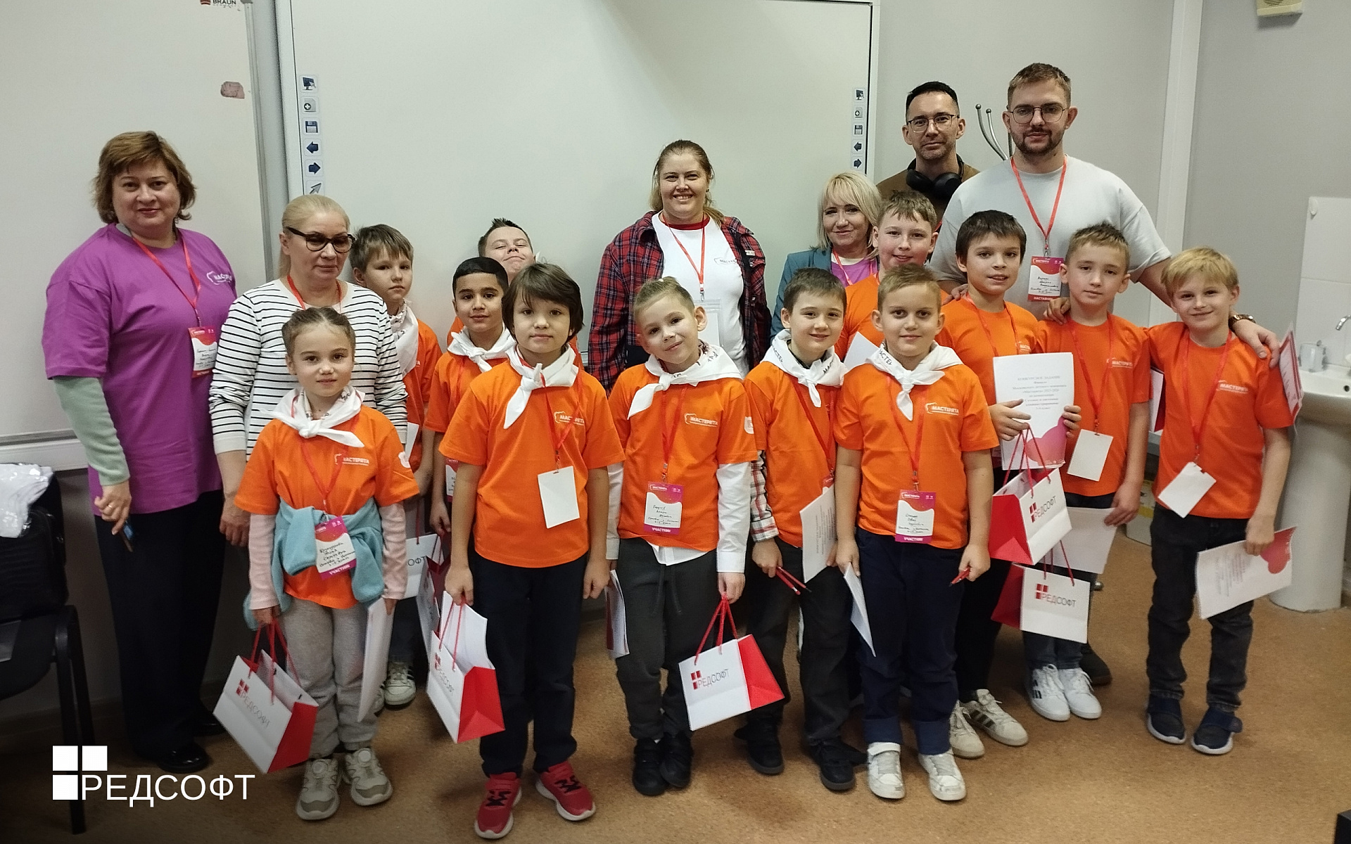 РЕД СОФТ — партнер и эксперт Московского детского чемпионата «Мастерята»